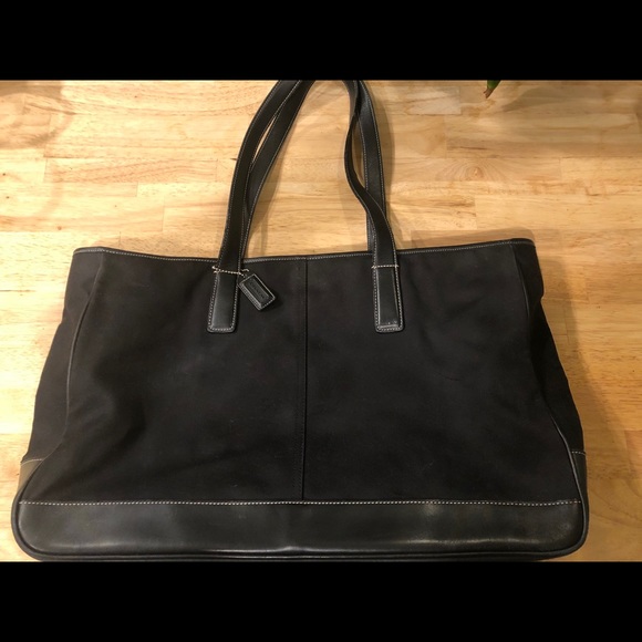XL Coach canvas and leather tote - Picture 2 of 8
